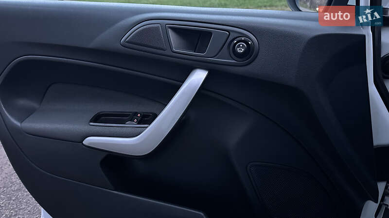 Хэтчбек Ford Fiesta 2011 в Белой Церкви