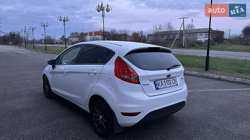 Хэтчбек Ford Fiesta 2011 в Белой Церкви