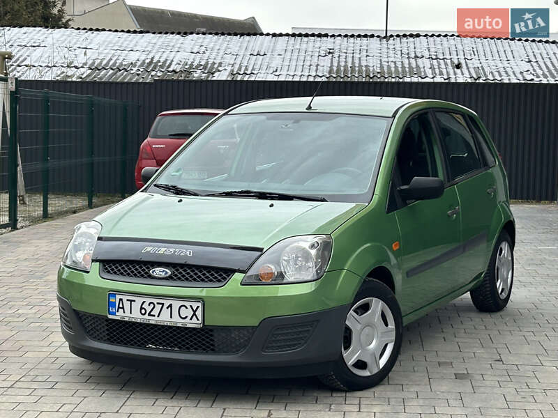 Хетчбек Ford Fiesta 2006 в Івано-Франківську
