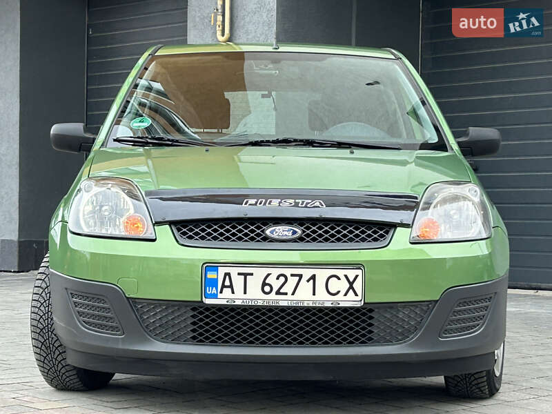 Хетчбек Ford Fiesta 2006 в Івано-Франківську