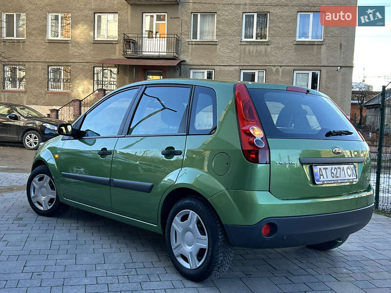 Хетчбек Ford Fiesta 2006 в Івано-Франківську