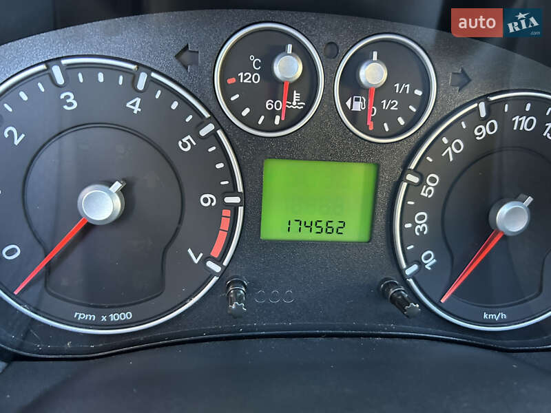 Хетчбек Ford Fiesta 2006 в Івано-Франківську