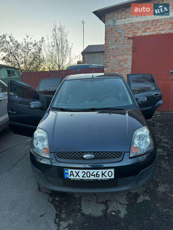 Хэтчбек Ford Fiesta 2008 в Полтаве