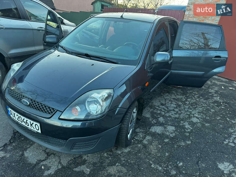 Хэтчбек Ford Fiesta 2008 в Полтаве