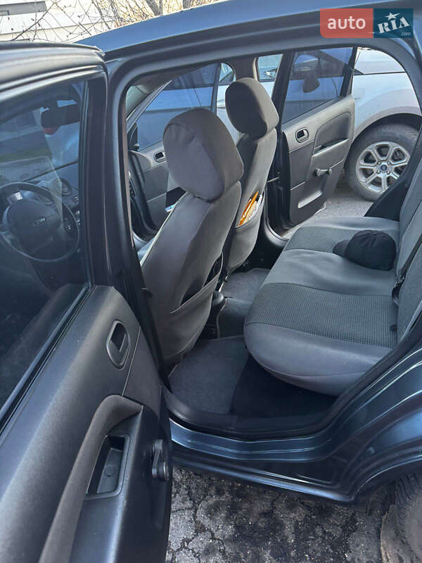 Хэтчбек Ford Fiesta 2008 в Полтаве
