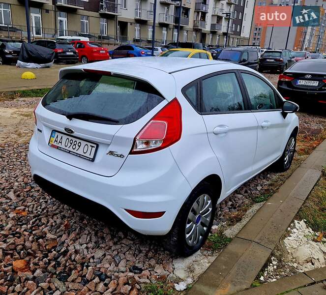 Хетчбек Ford Fiesta 2015 в Броварах фото 5 Хетчбек Ford Fiesta 2015 в Броварах