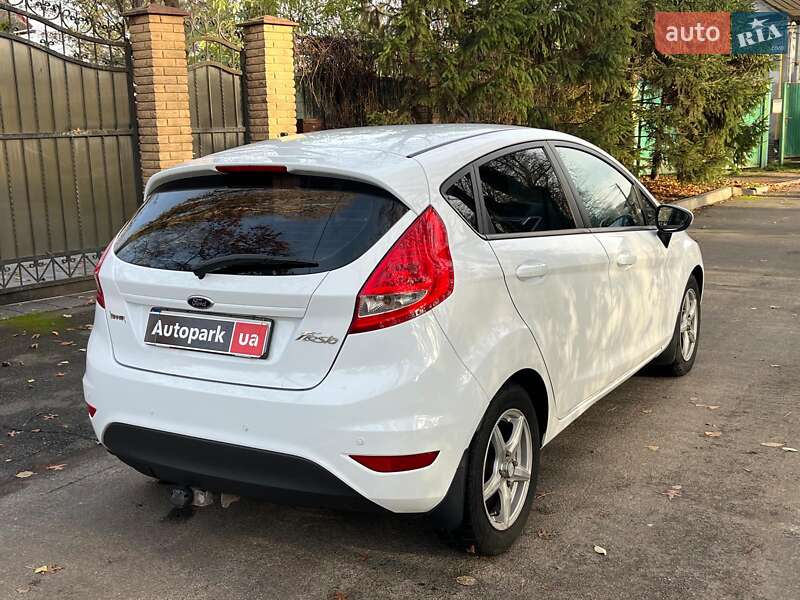 Хетчбек Ford Fiesta 2012 в Києві