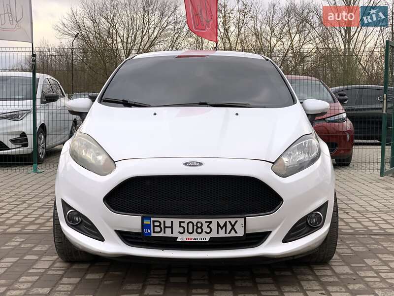 Седан Ford Fiesta 2015 в Бердичеве