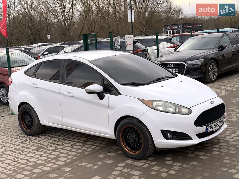 Седан Ford Fiesta 2015 в Бердичеве