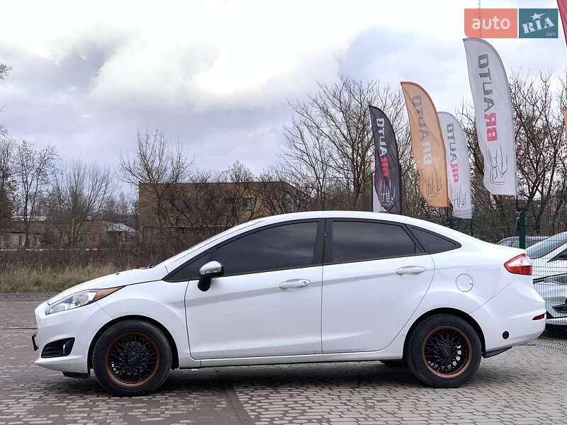 Седан Ford Fiesta 2015 в Бердичеве