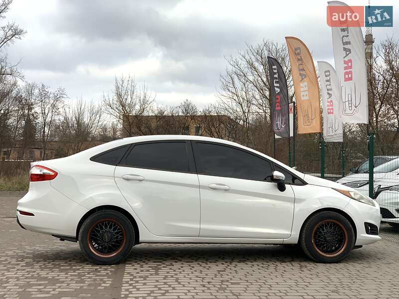 Седан Ford Fiesta 2015 в Бердичеве