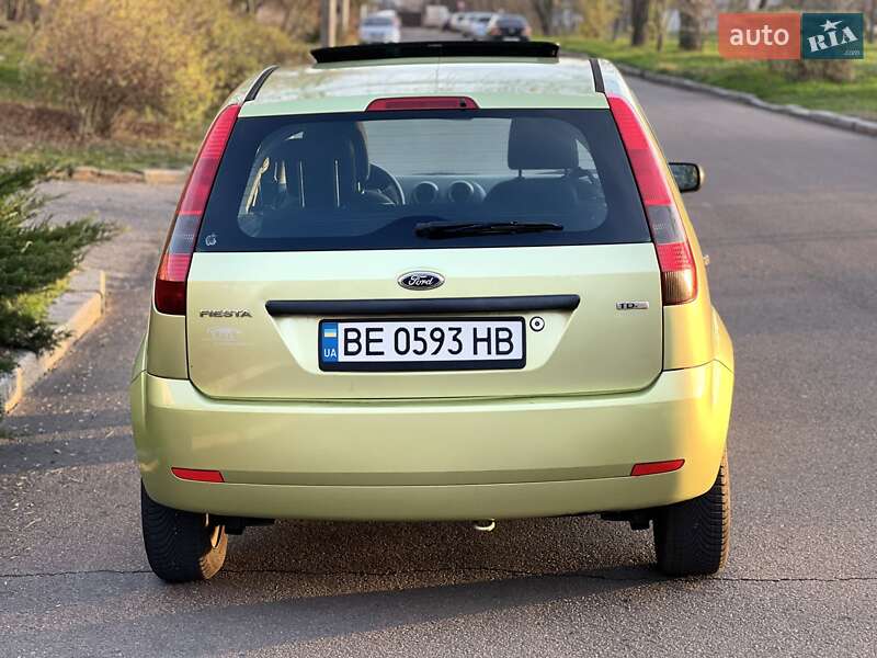 Хетчбек Ford Fiesta 2005 в Миколаєві