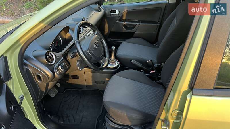 Хетчбек Ford Fiesta 2005 в Миколаєві