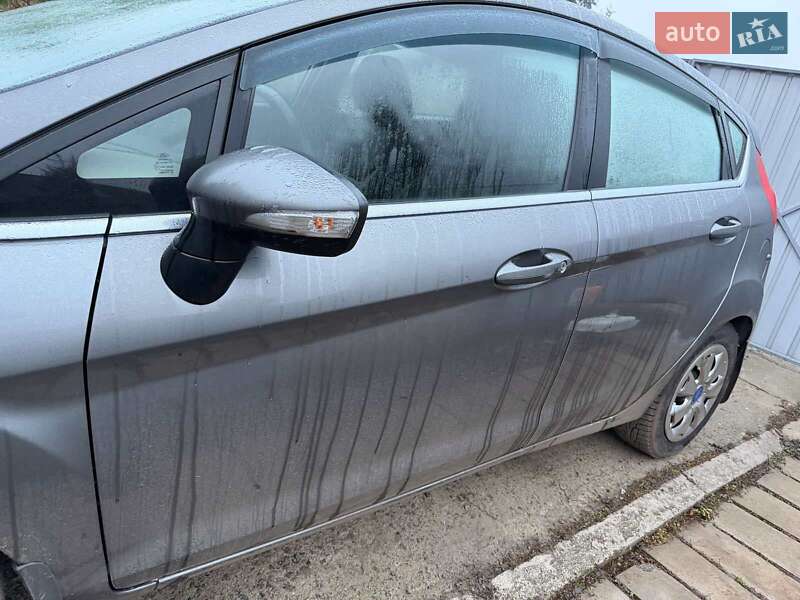Хэтчбек Ford Fiesta 2013 в Днепре
