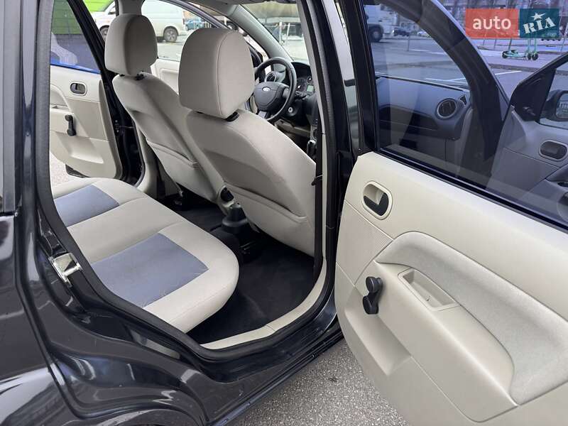 Хетчбек Ford Fiesta 2007 в Києві