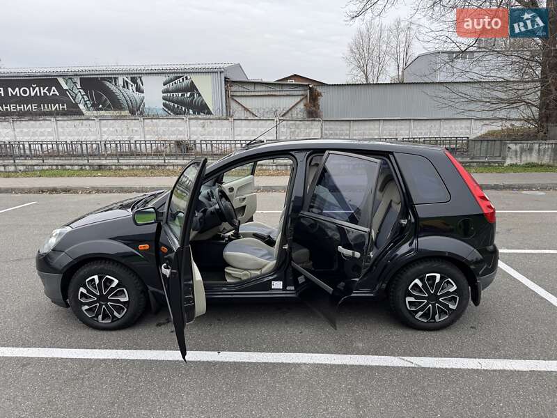 Хетчбек Ford Fiesta 2007 в Києві