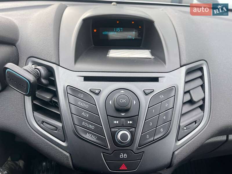 Хетчбек Ford Fiesta 2014 в Києві фото 23 Хетчбек Ford Fiesta 2014 в Києві