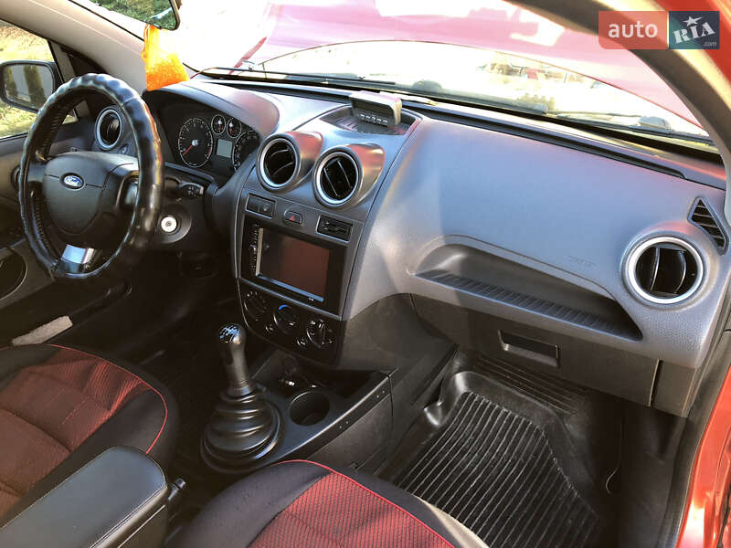 Хэтчбек Ford Fiesta 2008 в Турке