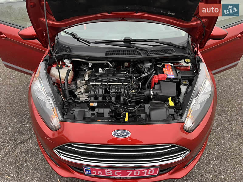 Хетчбек Ford Fiesta 2018 в Києві