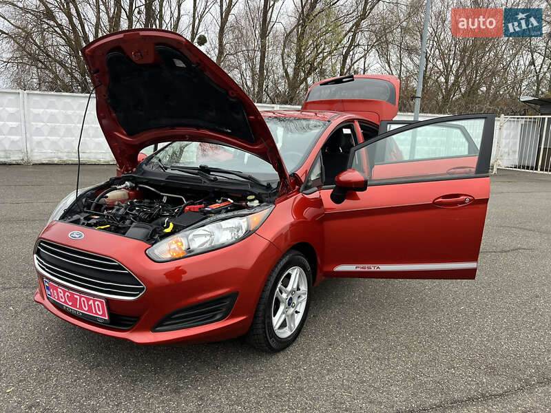 Хетчбек Ford Fiesta 2018 в Києві