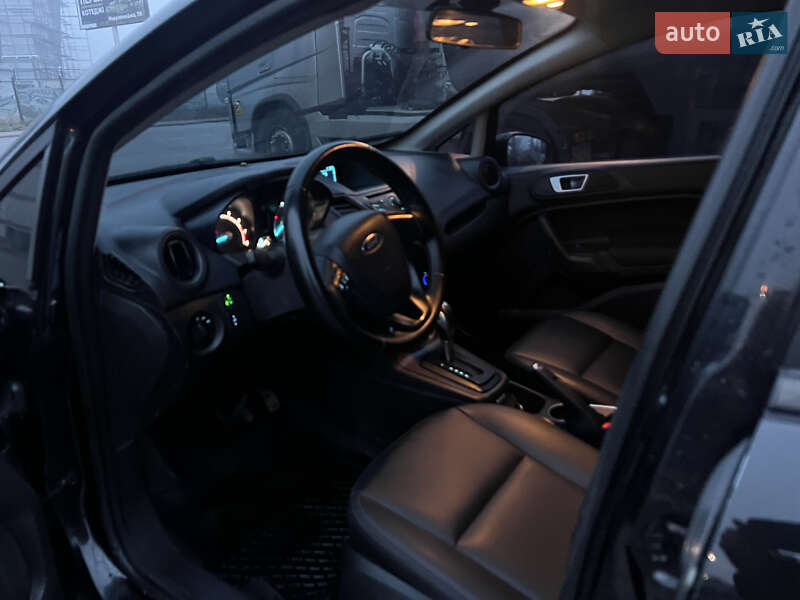 Хэтчбек Ford Fiesta 2014 в Тернополе