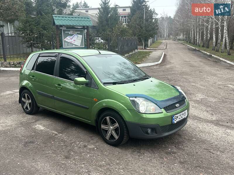 Хетчбек Ford Fiesta 2006 в Сумах