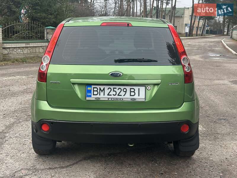 Хетчбек Ford Fiesta 2006 в Сумах