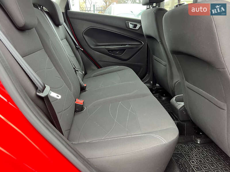 Хетчбек Ford Fiesta 2013 в Полтаві фото 11 Хетчбек Ford Fiesta 2013 в Полтаві