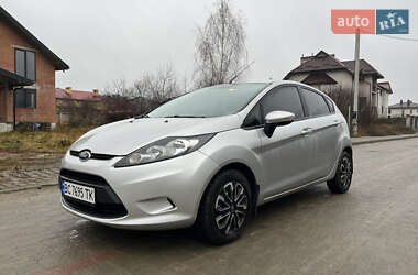 Хетчбек Ford Fiesta 2011 в Львові