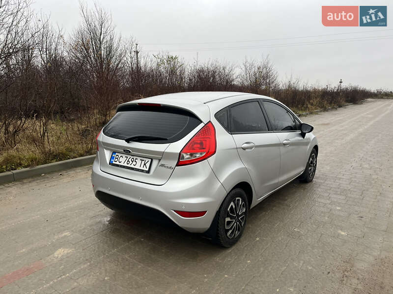Хетчбек Ford Fiesta 2011 в Львові фото 5 Хетчбек Ford Fiesta 2011 в Львові