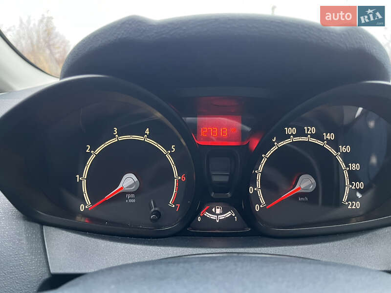 Хетчбек Ford Fiesta 2011 в Львові фото 9 Хетчбек Ford Fiesta 2011 в Львові