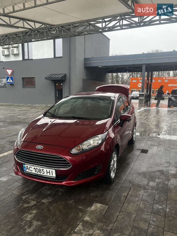 Седан Ford Fiesta 2014 в Луцке