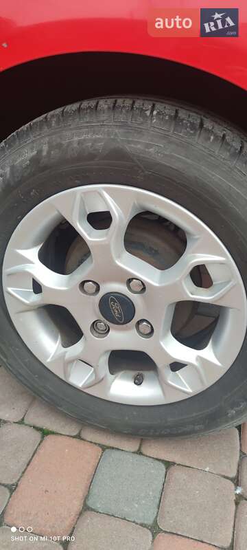 Хетчбек Ford Fiesta 2014 в Дніпрі