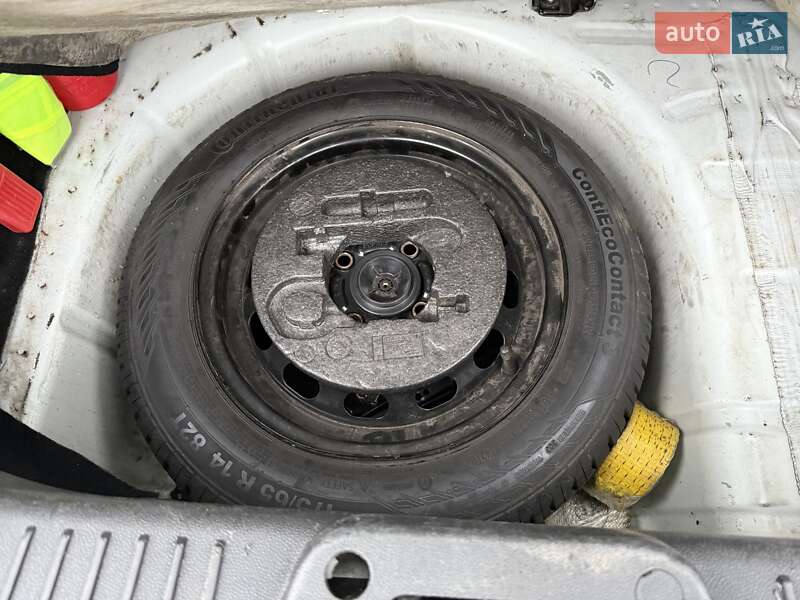 Хэтчбек Ford Fiesta 2016 в Казатине