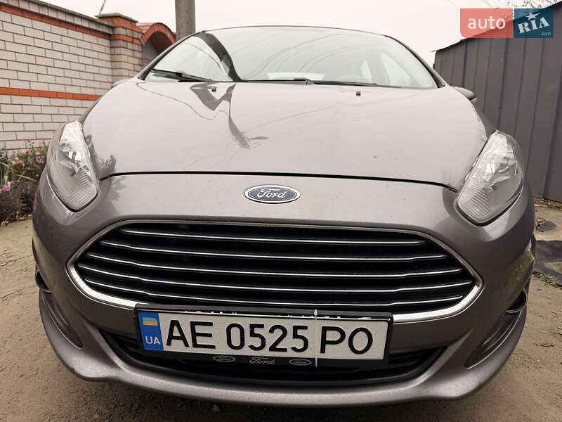 Хетчбек Ford Fiesta 2013 в Дніпрі