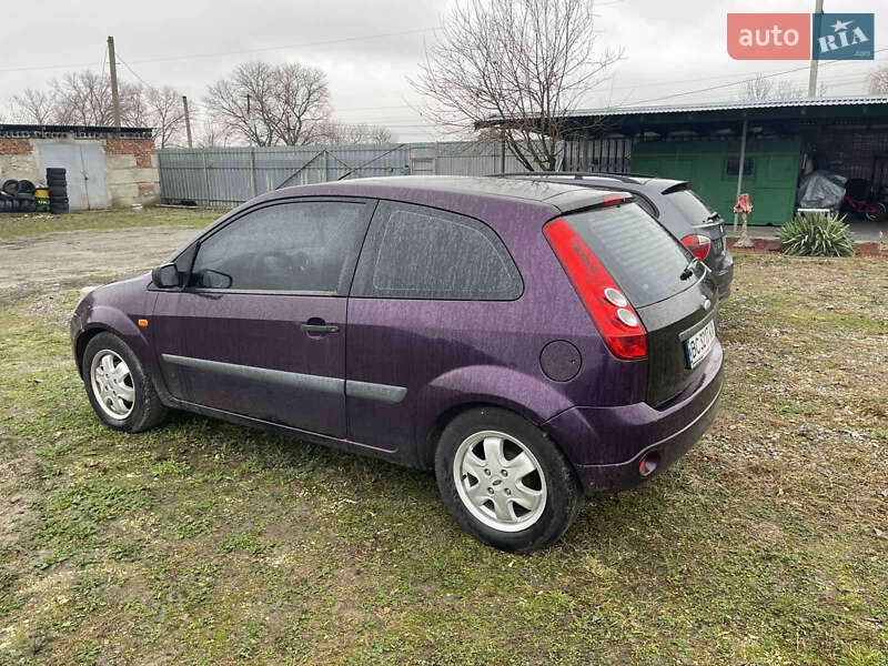 Хэтчбек Ford Fiesta 2006 в Тернополе