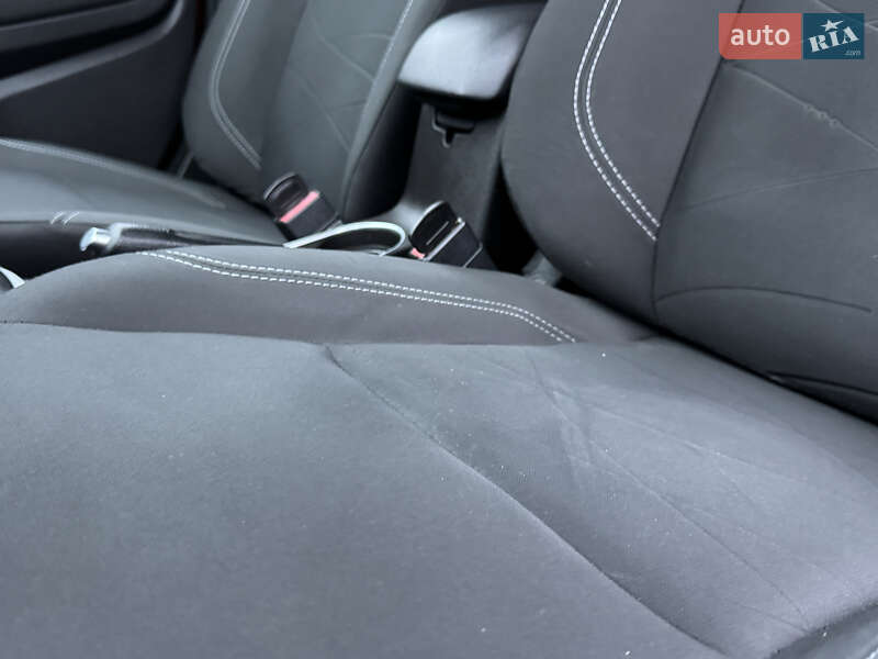 Седан Ford Fiesta 2014 в Ровно фото 66 Седан Ford Fiesta 2014 в Ровно
