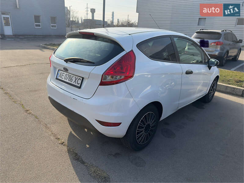 Хэтчбек Ford Fiesta 2009 в Днепре