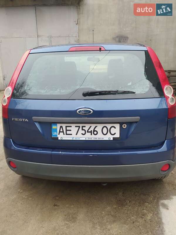 Хэтчбек Ford Fiesta 2006 в Днепре
