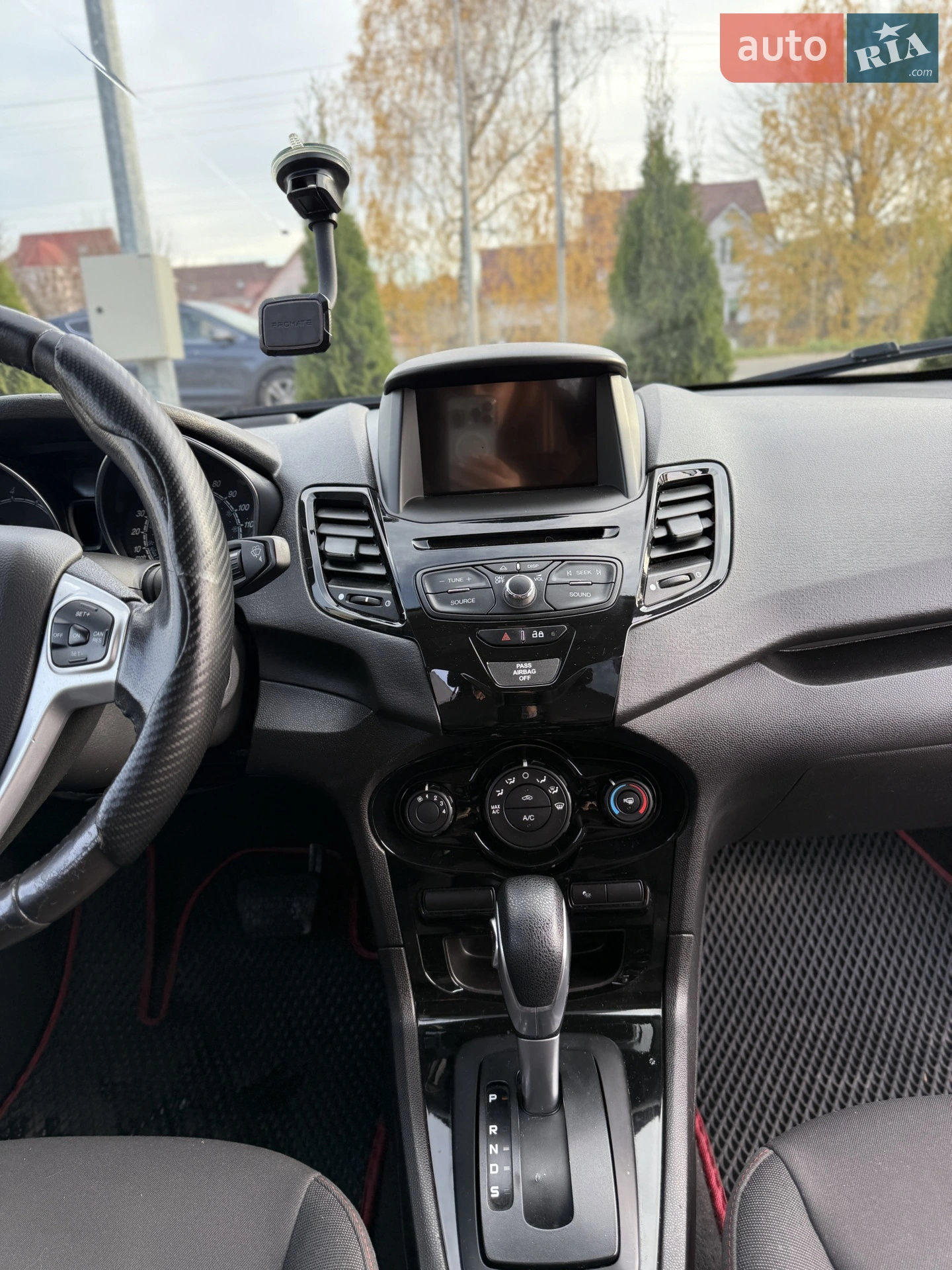 2016 Ford Fiesta - мініатюра 25
