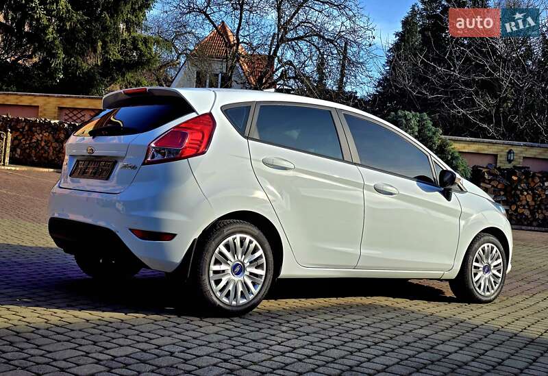 Хетчбек Ford Fiesta 2014 в Мукачевому