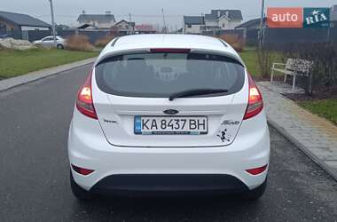 Хэтчбек Ford Fiesta 2011 в Глевахе