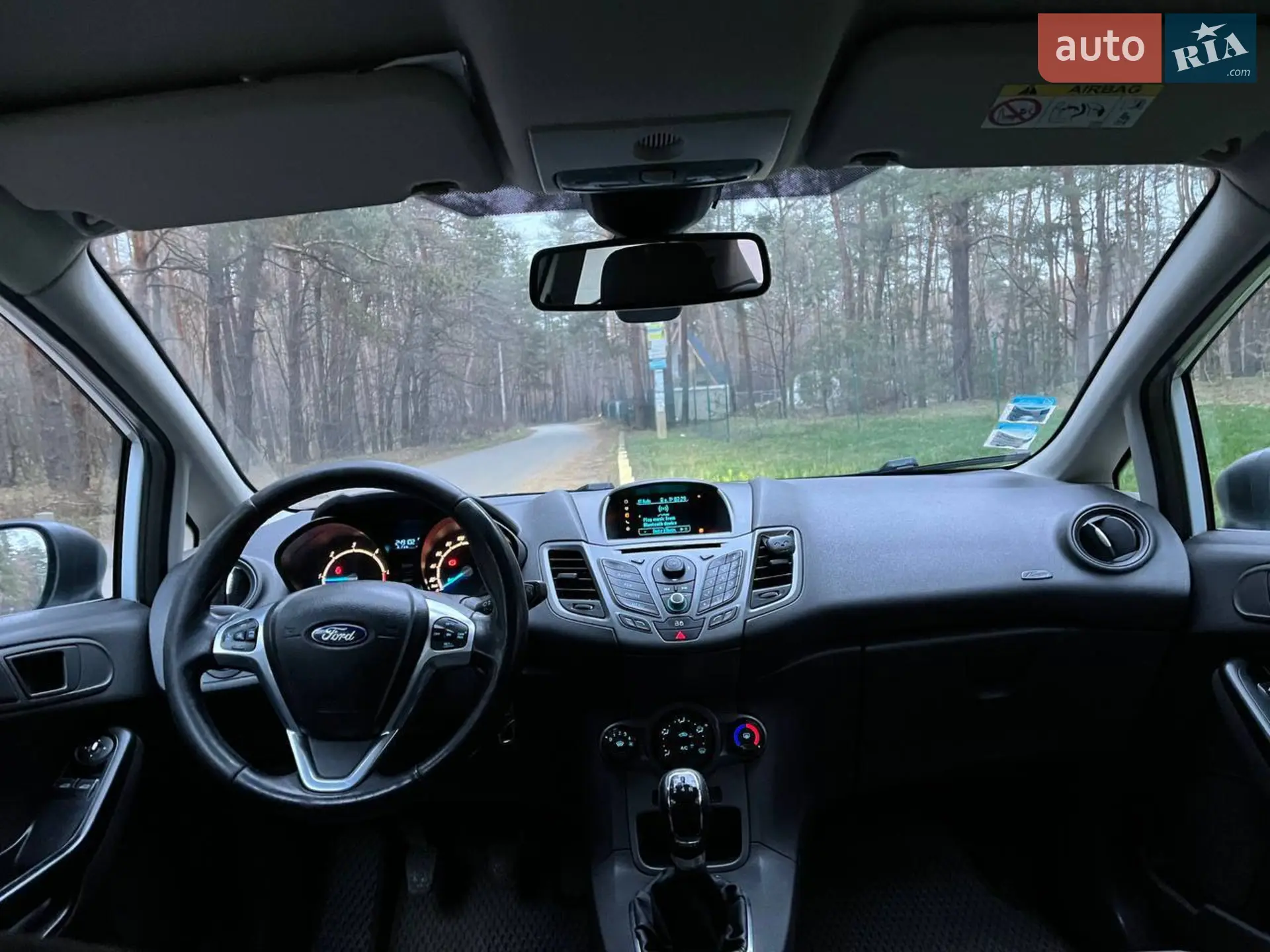 2013 Ford Fiesta - мініатюра 27