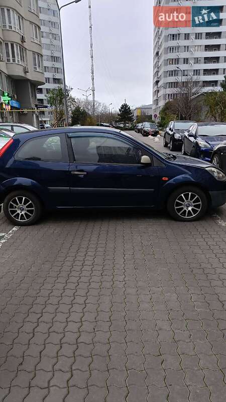 Хэтчбек Ford Fiesta 2006 в Одессе