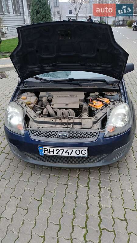 Хэтчбек Ford Fiesta 2006 в Одессе