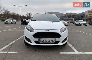 Хэтчбек Ford Fiesta 2016 в Броварах