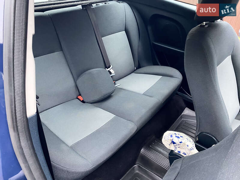 Хэтчбек Ford Fiesta 2012 в Ровно фото 8 Хэтчбек Ford Fiesta 2012 в Ровно