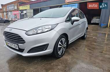 Хэтчбек Ford Fiesta 2013 в Киеве