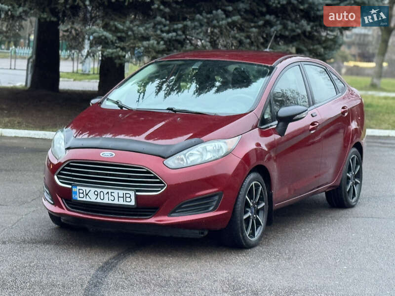 Седан Ford Fiesta 2014 в Ровно фото Седан Ford Fiesta 2014 в Ровно