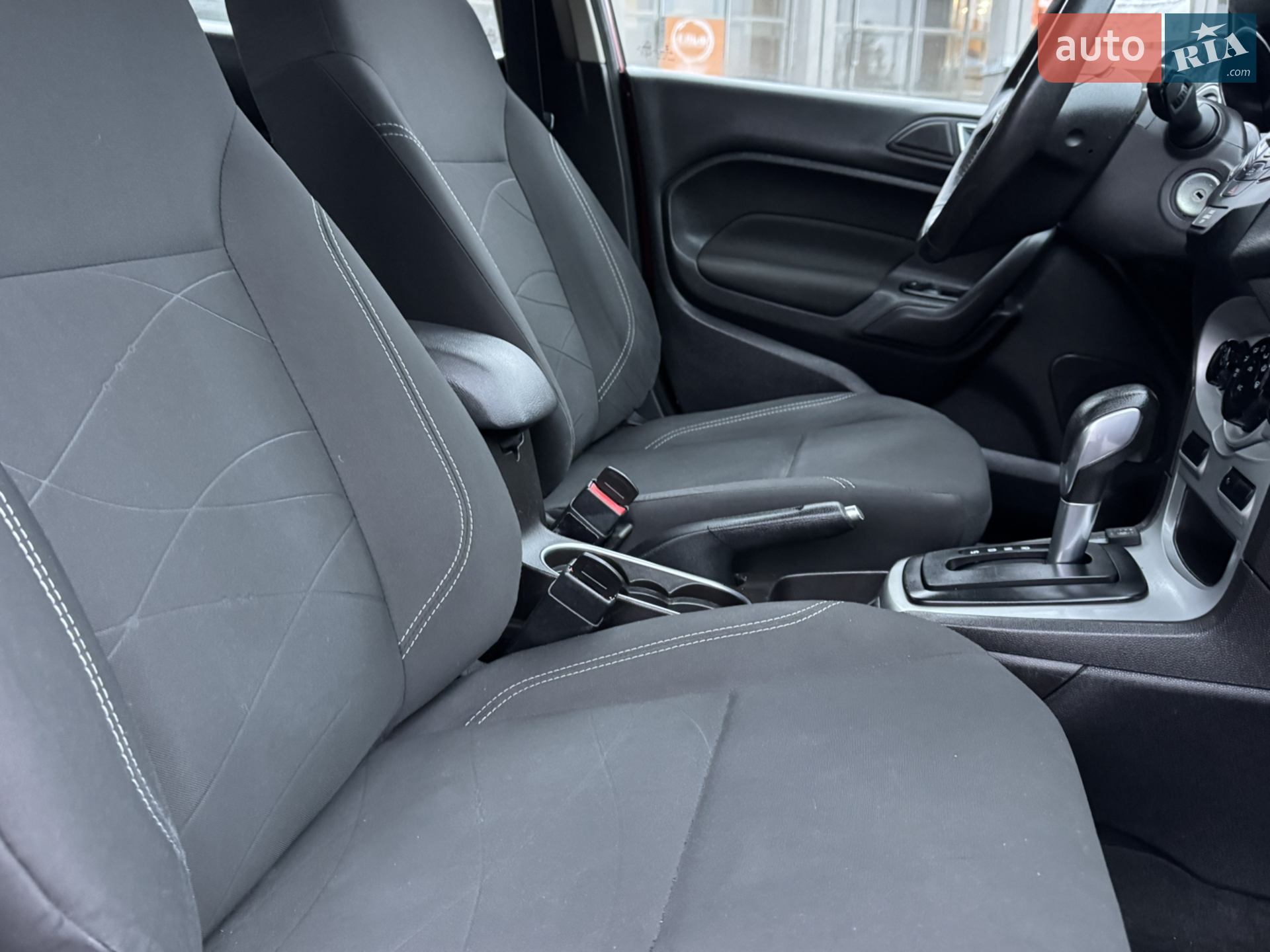 2014 Ford Fiesta - мініатюра 48